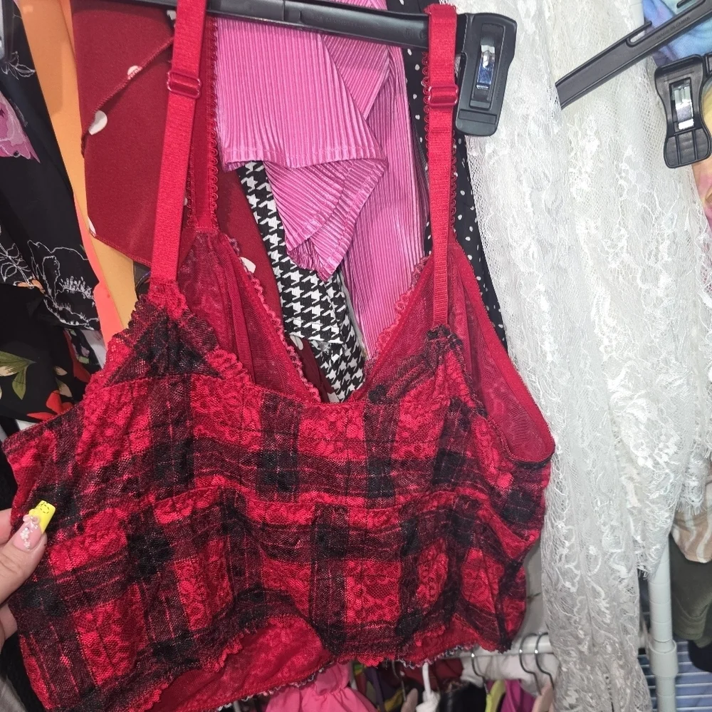 Like new Torrid Plaid Lace Bralette 3x